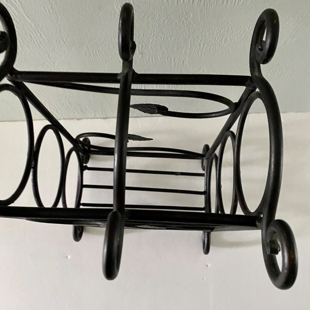 Black Metal Wine Rack with Leaves - Picture 11 of 15
